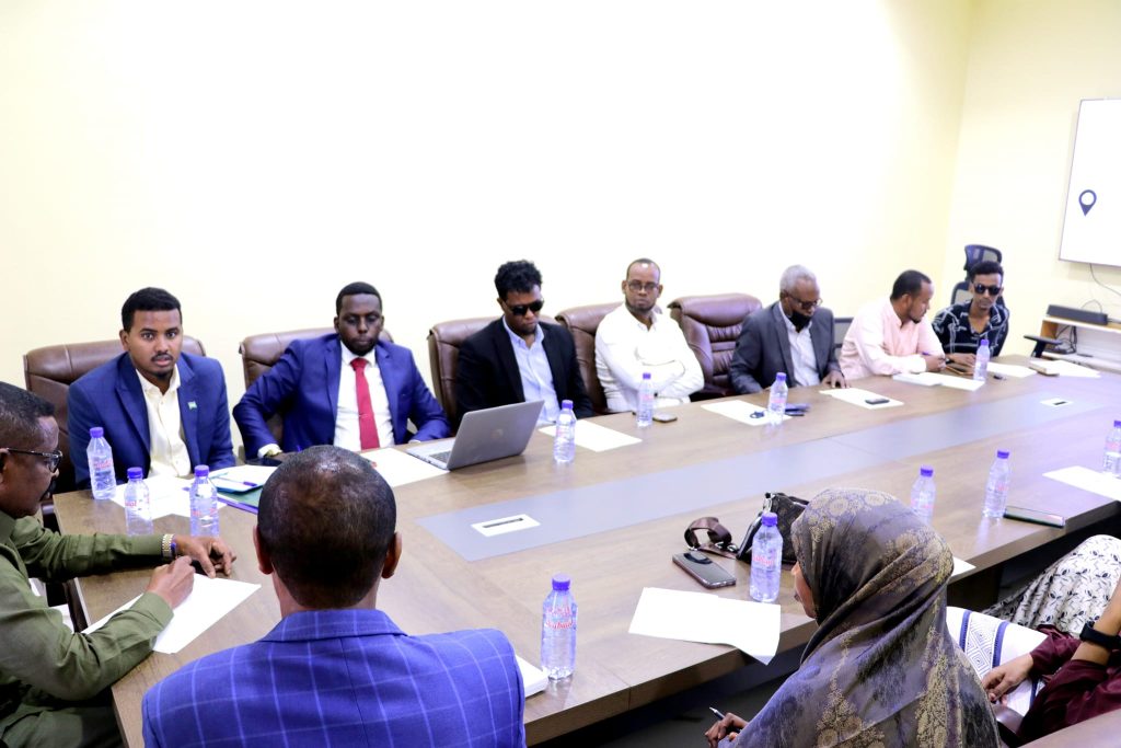 Tababarada Xeerilaaliyaasha